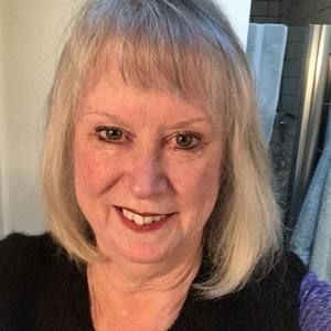 Meet your Posher, Candace